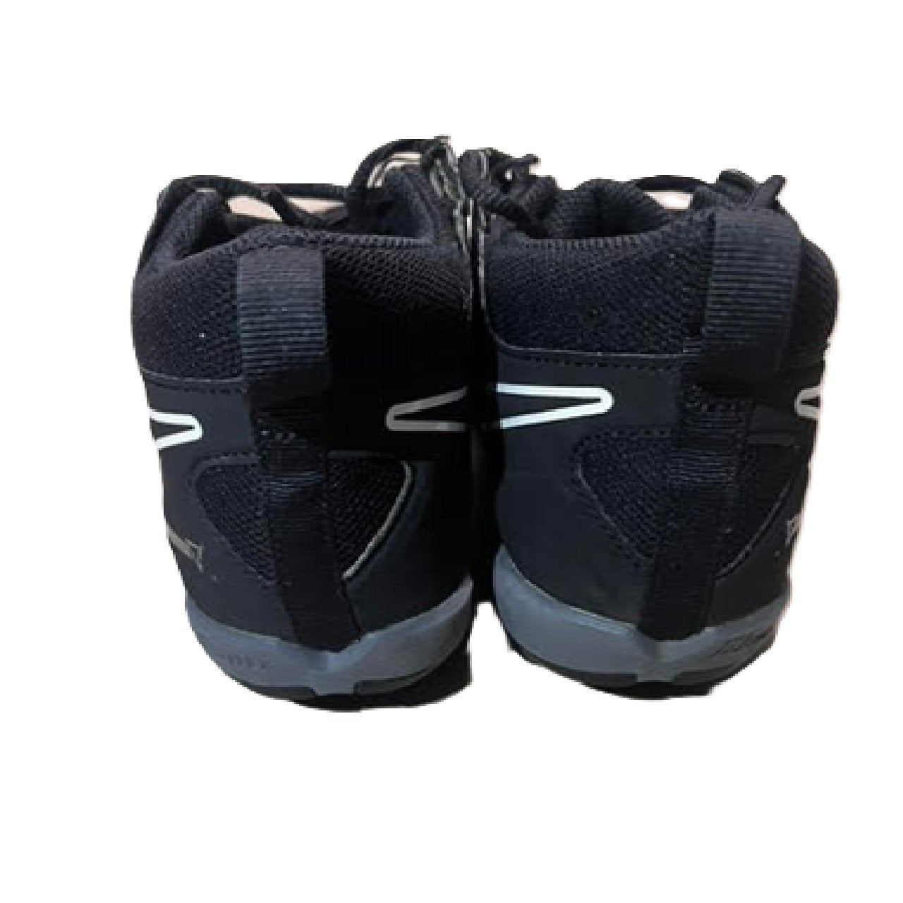 Nike Youth Alpha Menace 3 Shark football cleat 5.5Y Black BM1