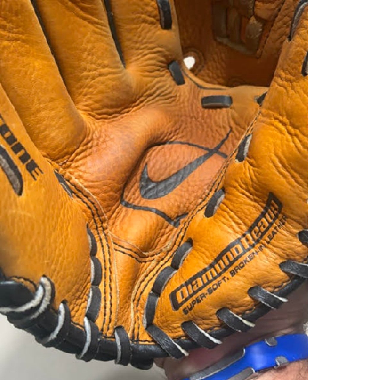 Nike Keystone 1200 12-Inch Baseball Glove - Left Hand Throw - Infield/Pitcher/Utility BM1