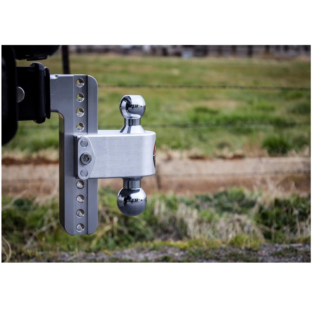 Weigh Safe 8" Turnover Adjustable  Hitch Mount with 18500 GTW